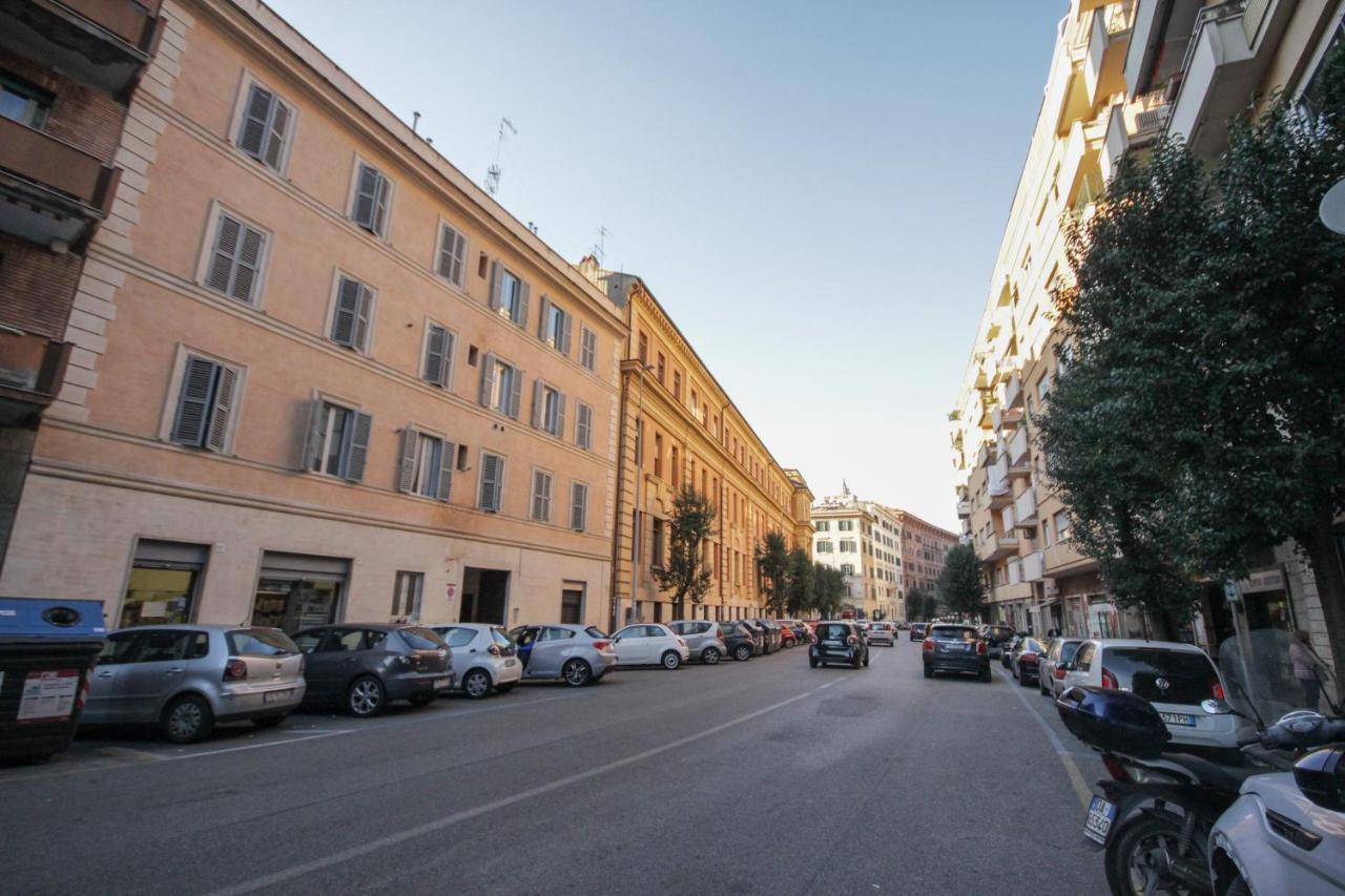 Le Piazze Di Roma Sweet Apartment Екстериор снимка